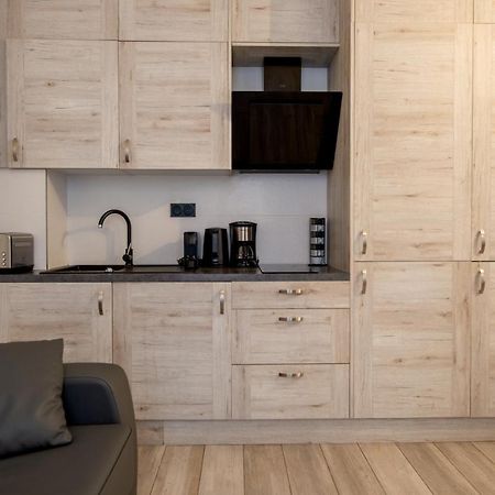 Nice Centre Flat - Modern, Quiet And Brand New ภายนอก รูปภาพ