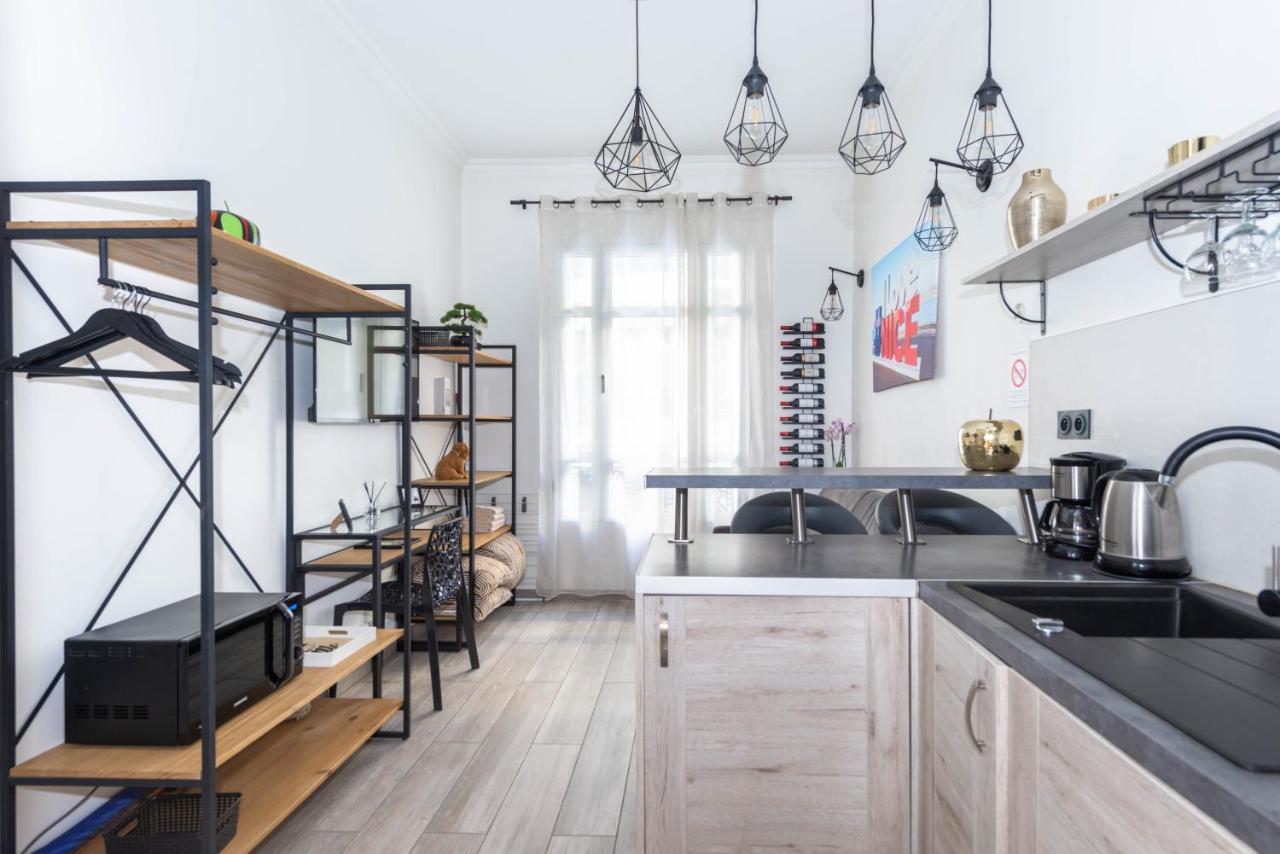 Nice Centre Flat - Modern, Quiet And Brand New ภายนอก รูปภาพ