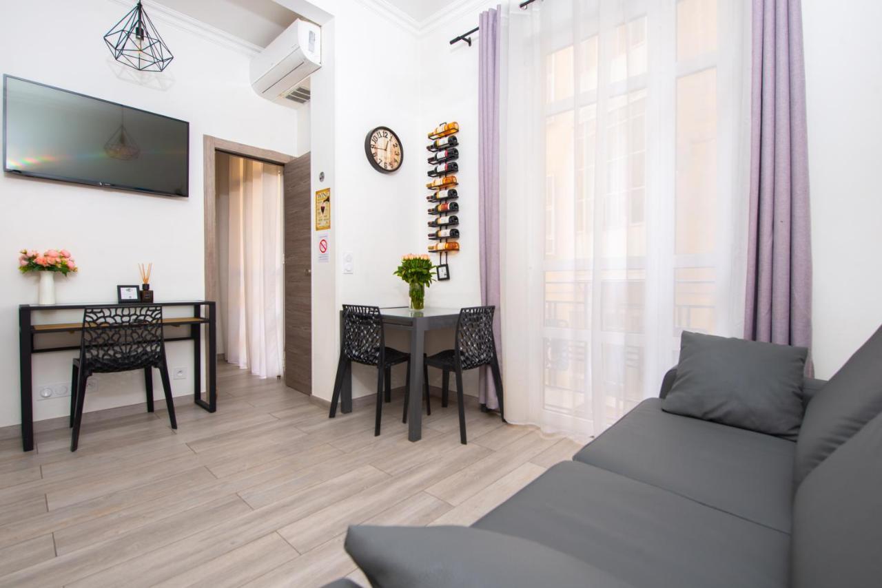 Nice Centre Flat - Modern, Quiet And Brand New ภายนอก รูปภาพ