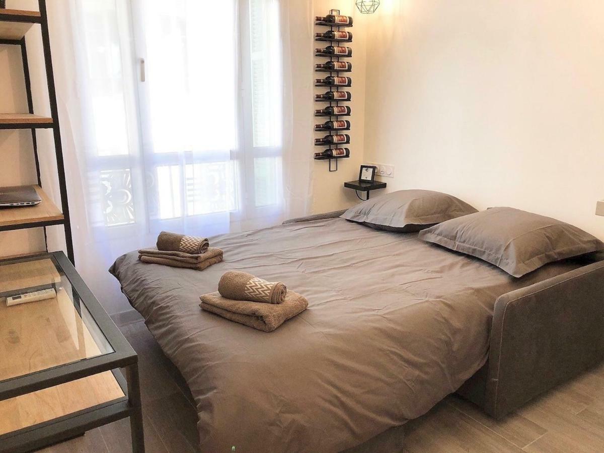 Nice Centre Flat - Modern, Quiet And Brand New ภายนอก รูปภาพ